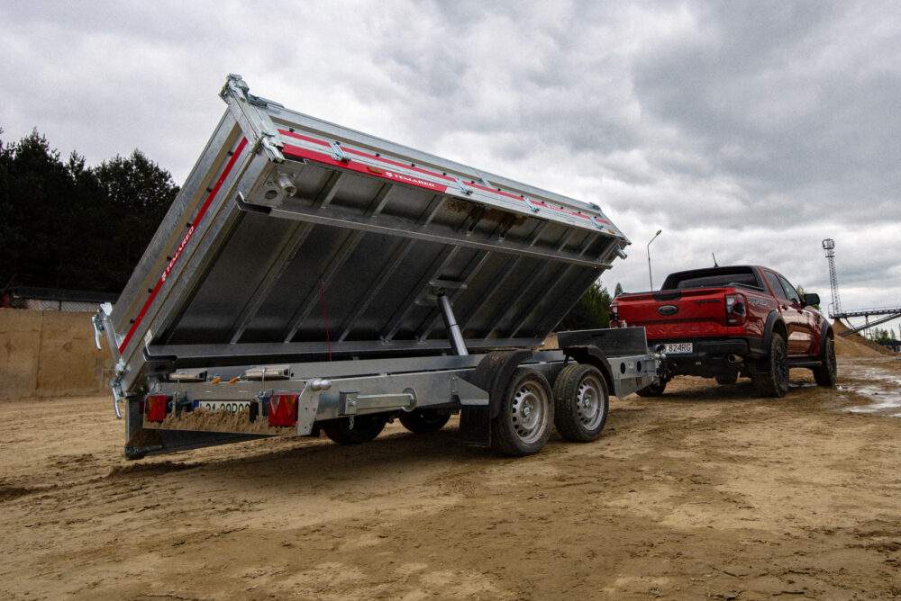 Kallurhaagis TIPPER 3617/2 C 3,5T (M + E)